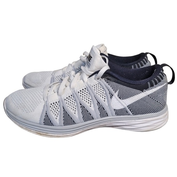 NIKE Womens Flyknit Lunar 2 in Wolf Grey/Black/White, Size 8.5 - Picture 3 of 5